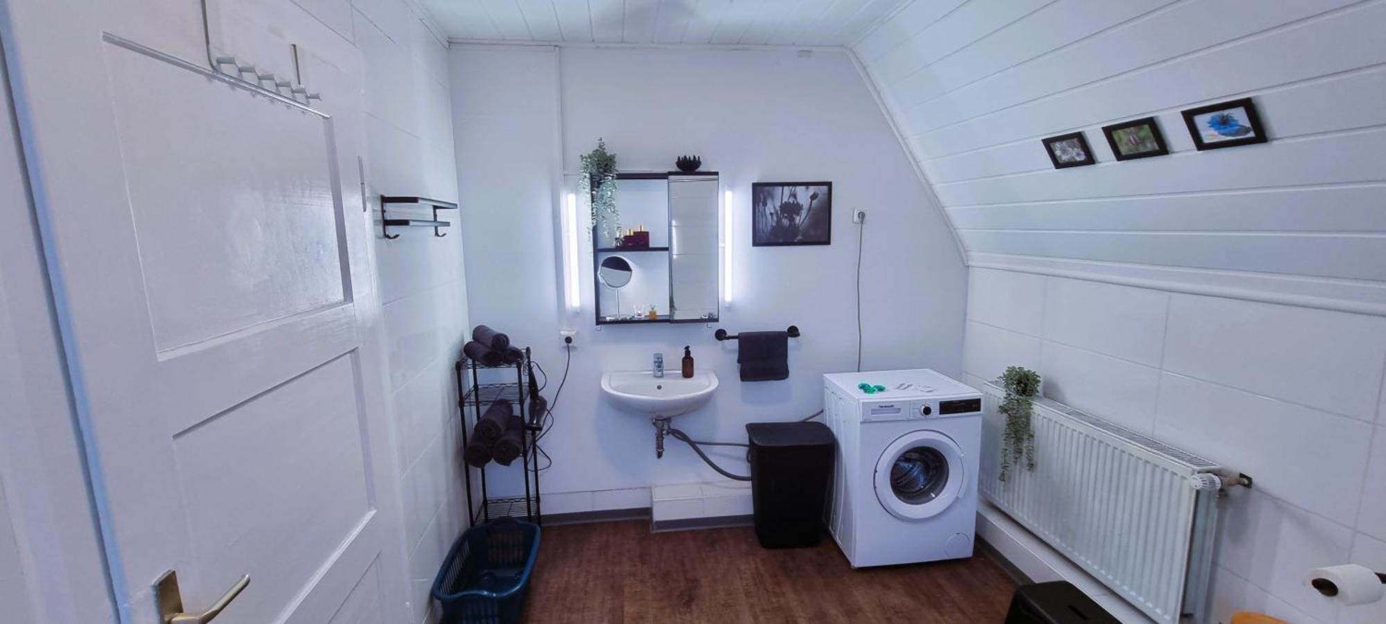 Nigella Apartment Direkt Am Hauptbahnhof Celle Fur 6 Personen Mit Kostenfreiem Parkplatz Voll Ausgestatteter Kuche Elite Standard Buitenkant foto