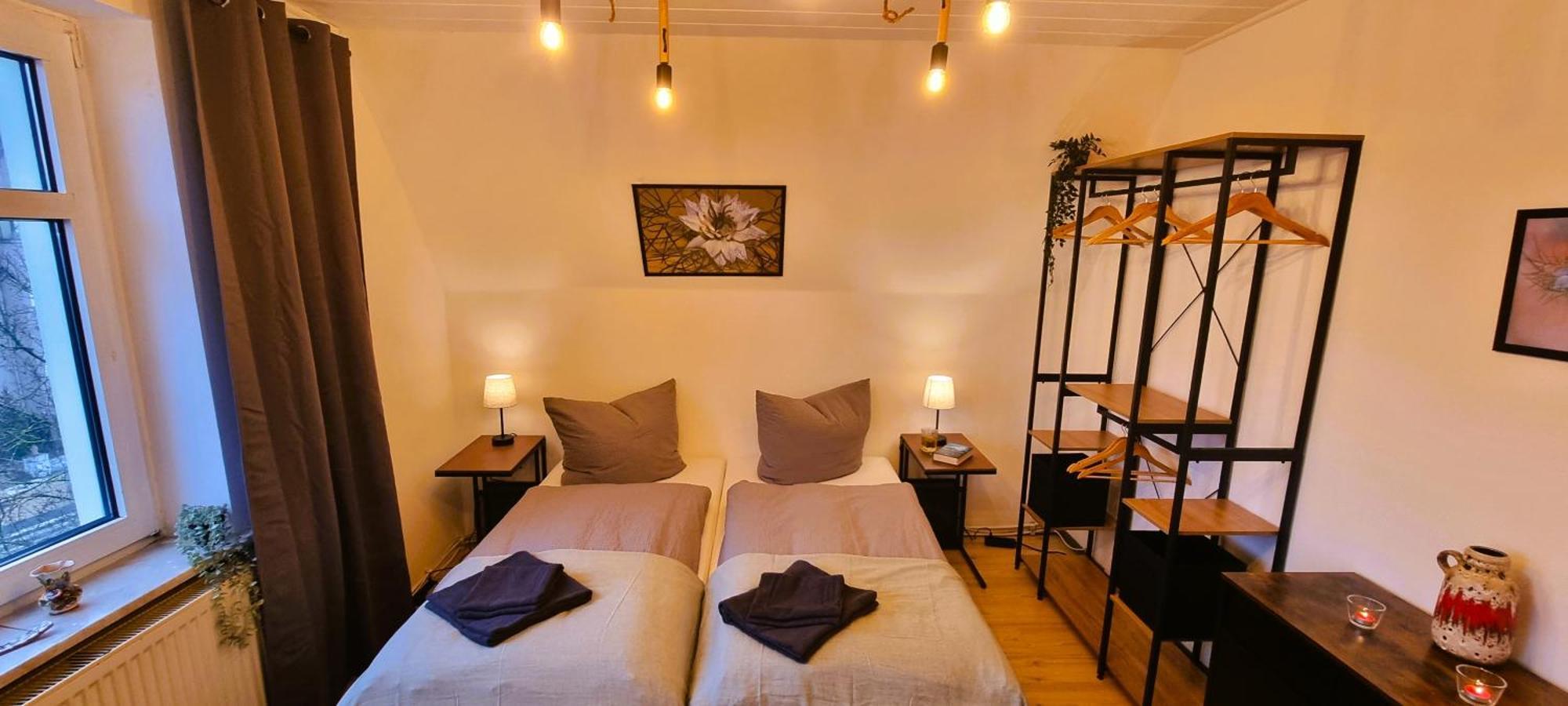 Nigella Apartment Direkt Am Hauptbahnhof Celle Fur 6 Personen Mit Kostenfreiem Parkplatz Voll Ausgestatteter Kuche Elite Standard Buitenkant foto